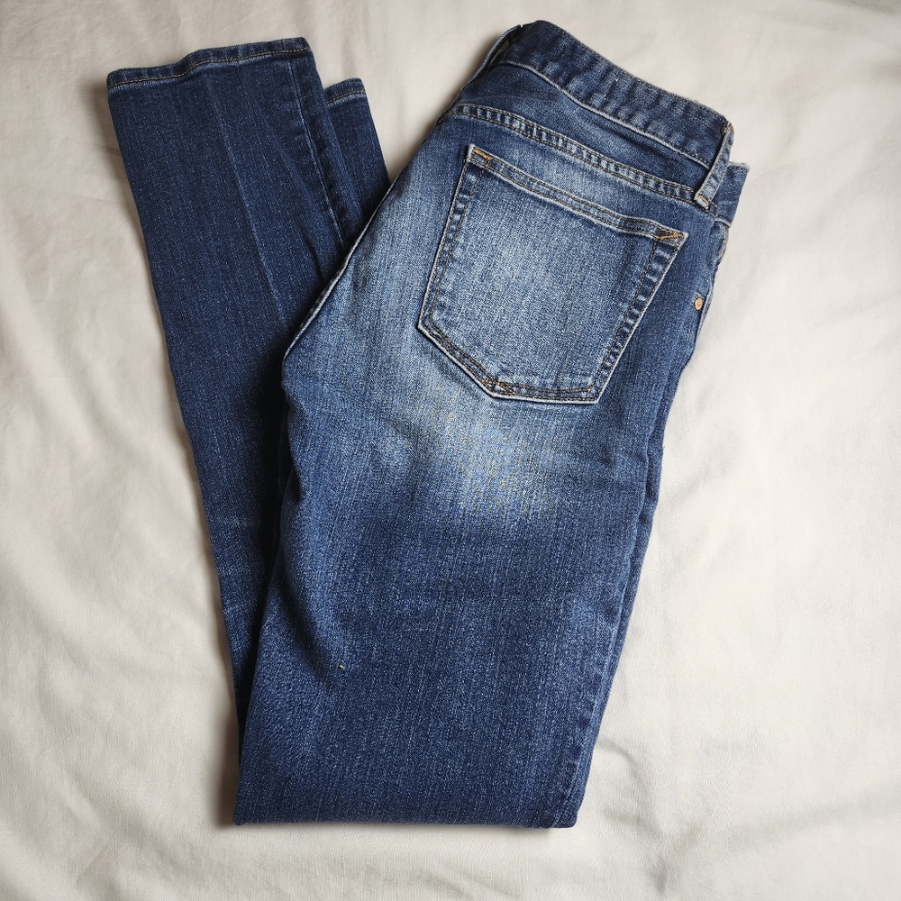 GAP 1969 Classic Blue Straight Leg Jeans Size 27 R